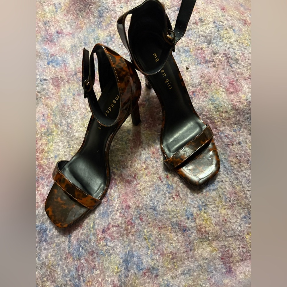 Madden Girl Brown Heels Stylish Design